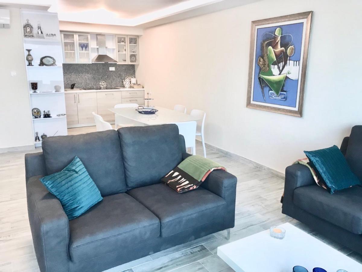 Lux Apartments Красичи Экстерьер фото